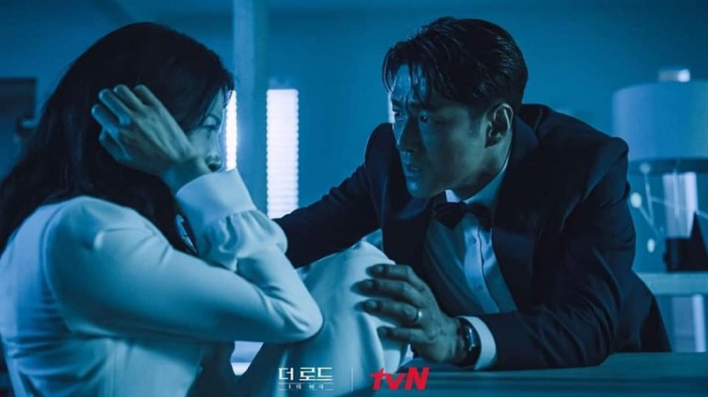 Thảm Kịch Chốn Thượng Lưu - The Road: The Tragedy of One (2021)